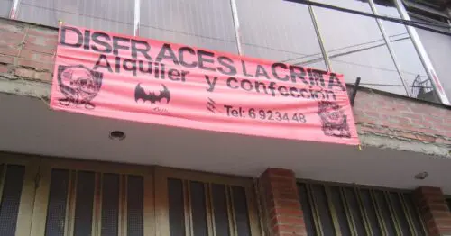 DISFRACES LA CRIPTA DISFRACES LA CRIPTA